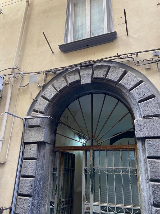 Casa Kamalei, Tra Plebiscito E Lungomare Apartment Naples Luaran gambar