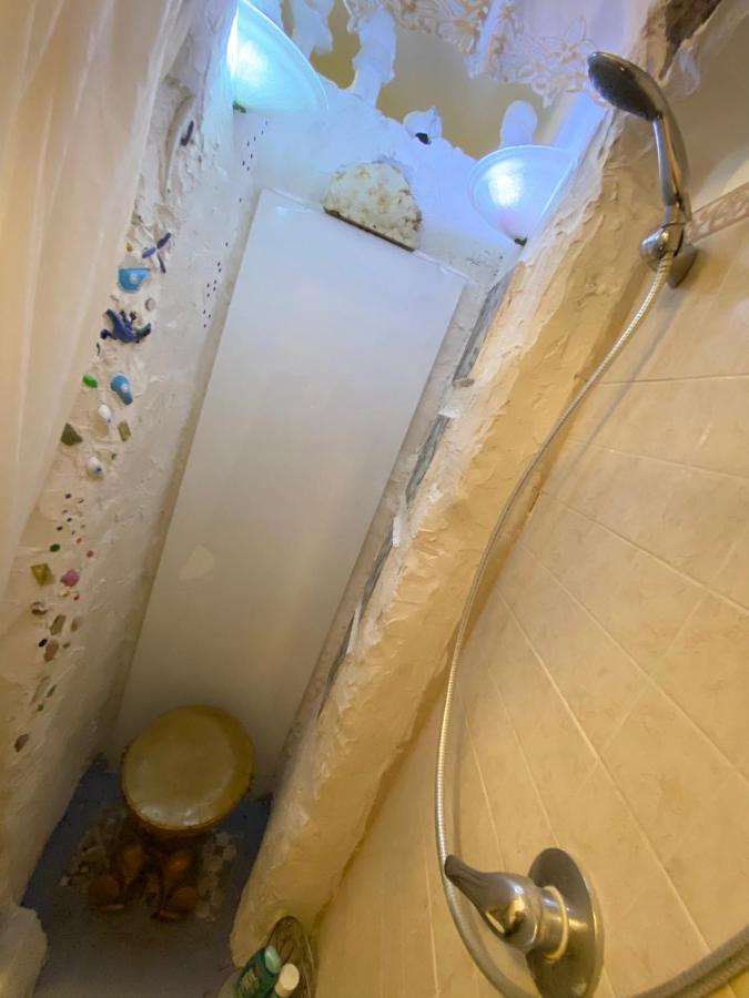 Casa Kamalei, Tra Plebiscito E Lungomare Apartment Naples Luaran gambar